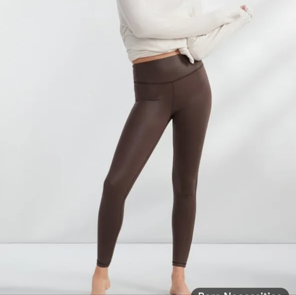 Brown High-Waisted Leggings